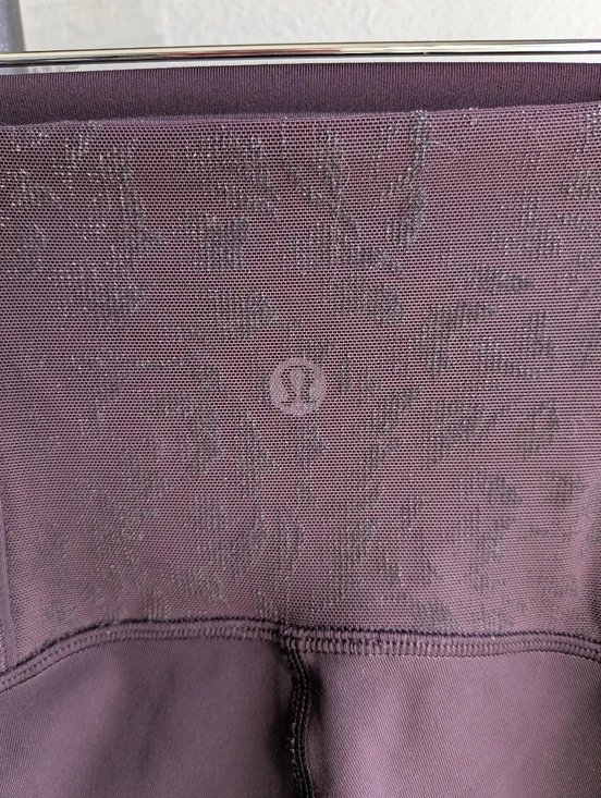 Lululemon Meant to Move High-Rise Tight 25" - Size 4 - Black Cherry - Picture 8 of 12